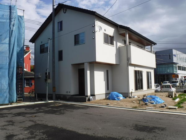 変形土地を間取りに活かした和モダンの家 アイキャッチ画像
